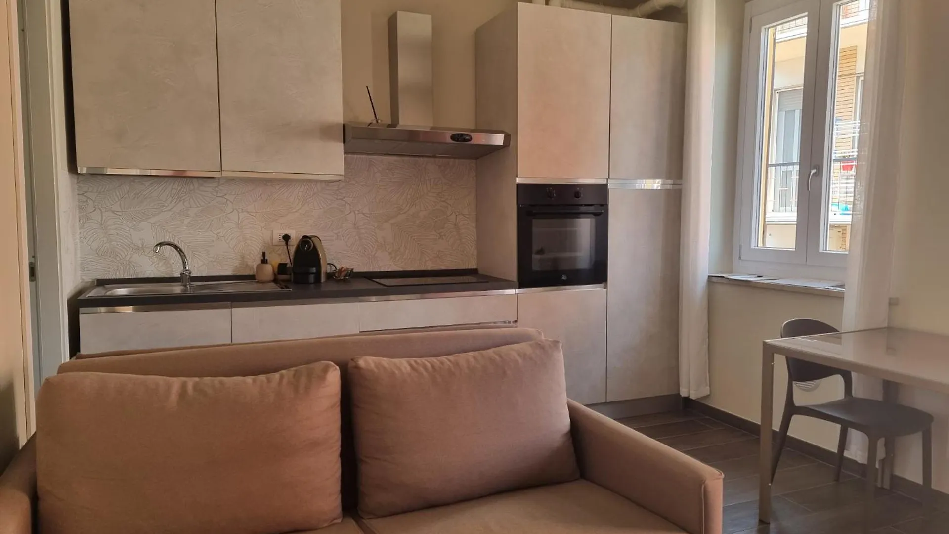 Casa Candio Pavia 0*,  Italia